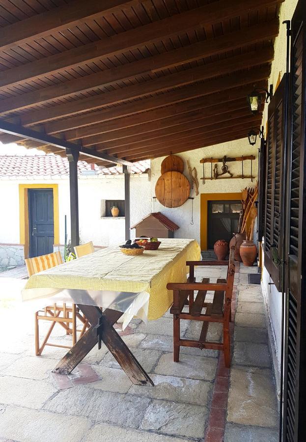 Yiayia'S Rina'S Lovely Cottage Pteria Extérieur photo